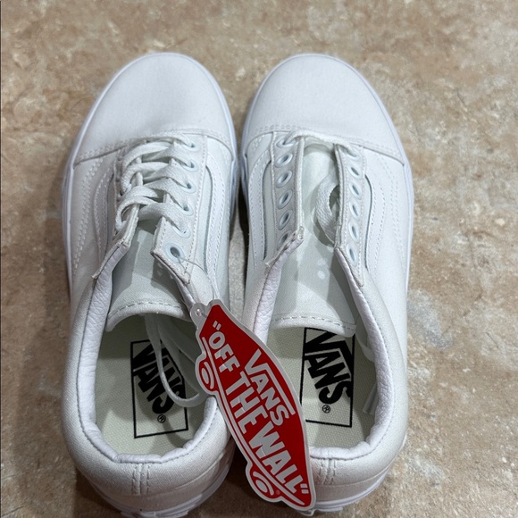 Vans Old Skool Platform True White Women’s 7.5 / Men’s 6 NWT - Picture 2 of 8